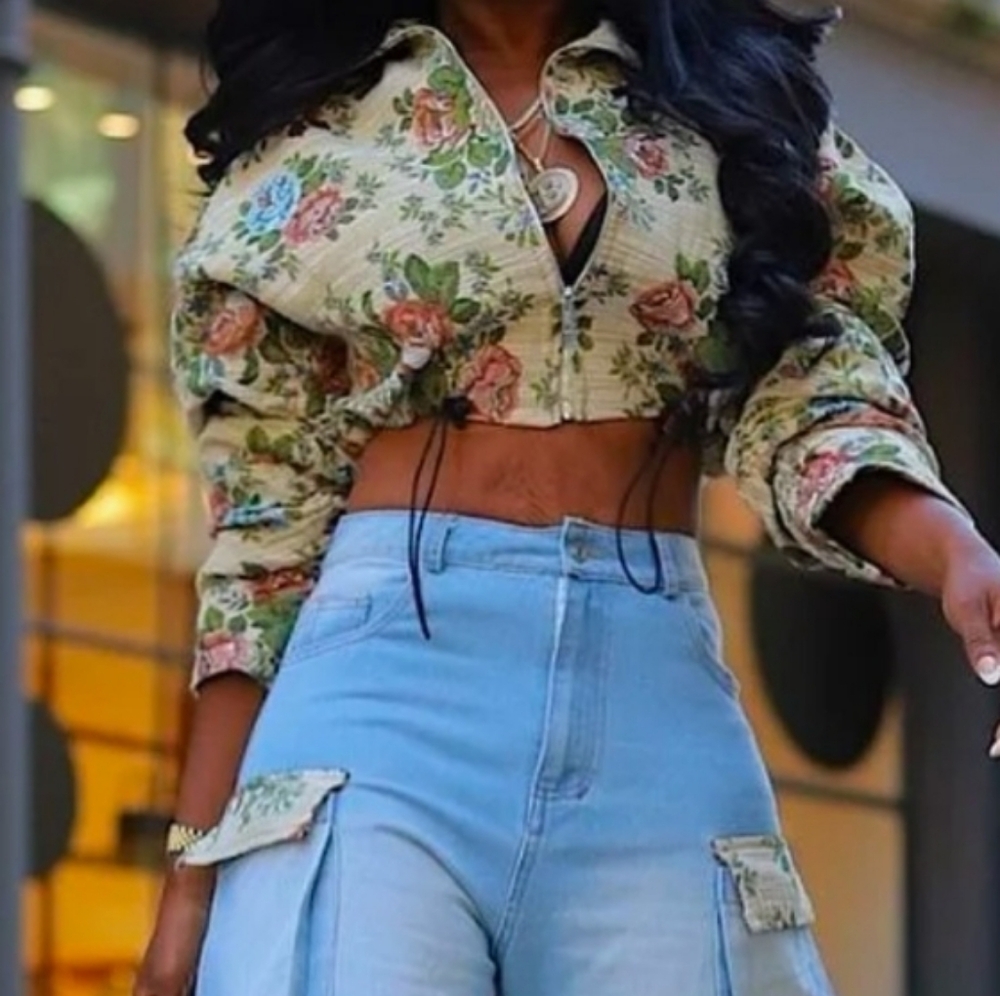 Floral Print Crop Blouse Pocket Washed Denim Pants 2-pcs set (Blue)